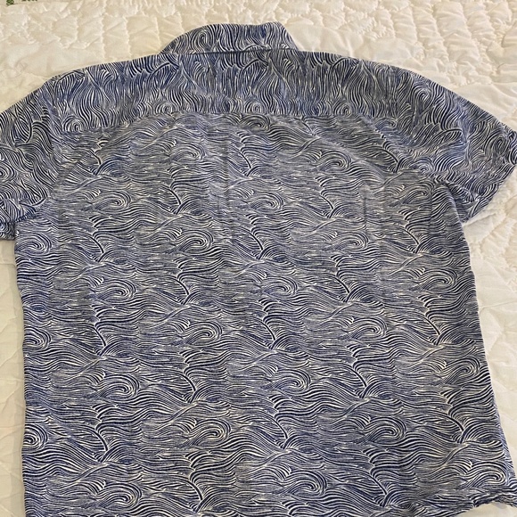 Abercrombie and Fitch button up - Picture 5 of 5